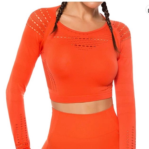 NWOT SEASUM Women Workout Crop Top Athletic Long Sleeve Fitness Tee - Picture 1 of 3